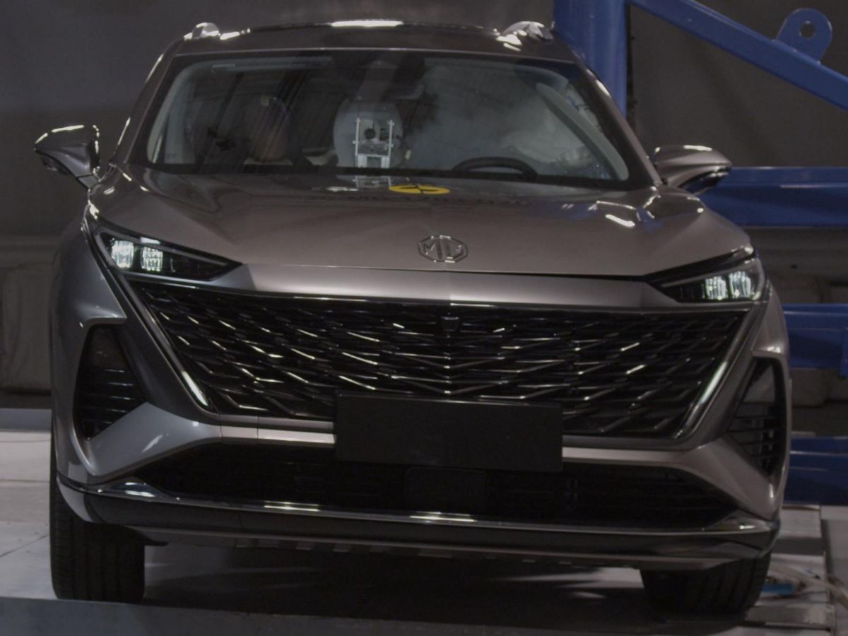 MG: Έφερε στην Ευρώπη το επταθέσιο Plug-in υβριδικό MGS9